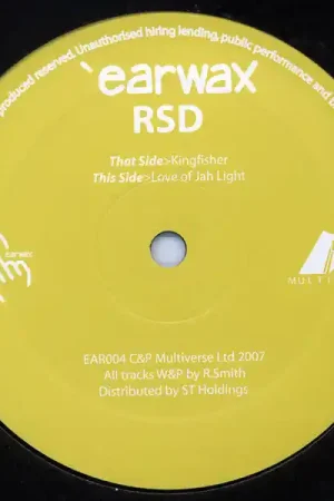 RSD : Kingfisher / Love Of Jah Light 12" (VG+ / Generic) - Dig Vinyl Price Drop