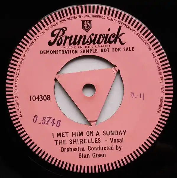 The Shirelles : I Met Him On A Sunday 7", S/Sided, Single, Promo (VG / VG+) - Dig Vinyl High Quality