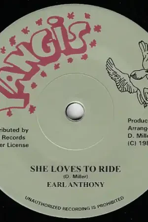 Markdown She Loves To Ride / Ver