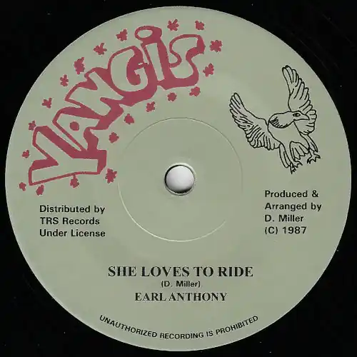 Markdown She Loves To Ride / Ver