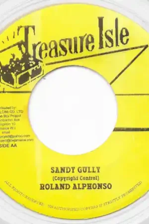 Hog Ina Coco / Sandy Gully Exclusive Offer