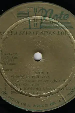Big Sale Sings Love