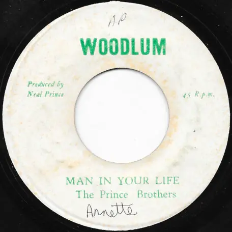 Free Returns Man In Your Life / Ver